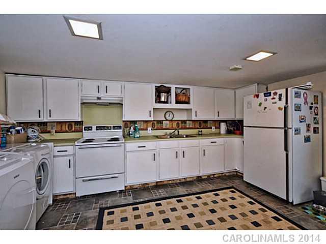 2632 Cloister Drive Charlotte NC 28211