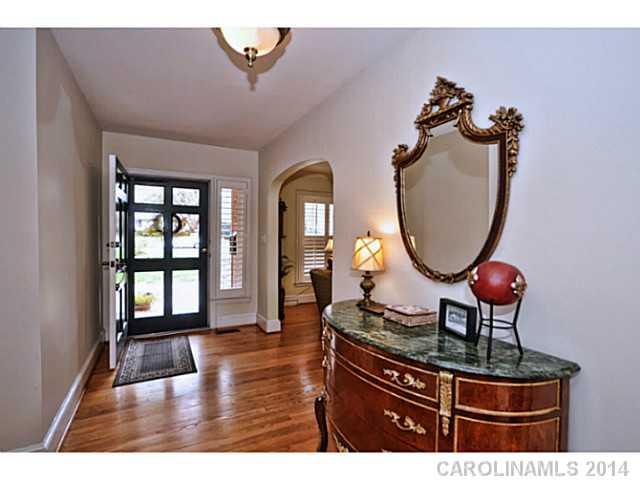 2632 Cloister Drive Charlotte NC 28211
