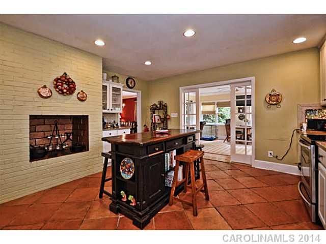 2632 Cloister Drive Charlotte NC 28211