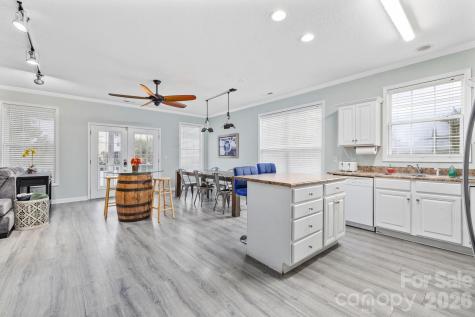 122 Rainbow Drive Murrells Inlet SC 29576