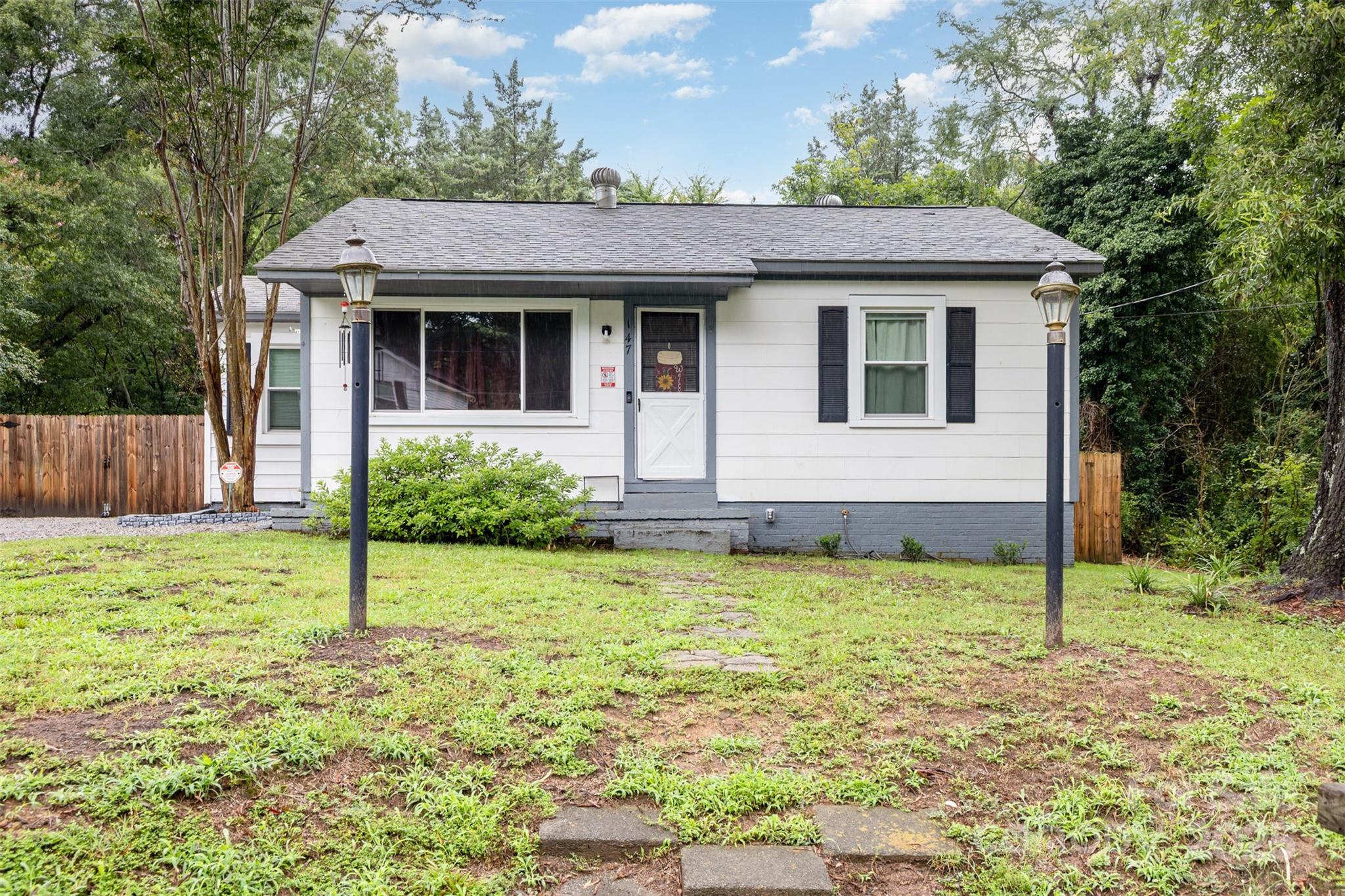 147 Madison Avenue NE Concord NC 28025