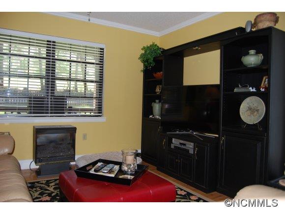 287 Jims Branch Road Swannanoa NC 28778
