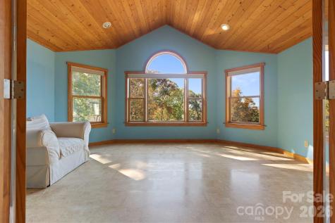 97 Old Cove Road Black Mountain NC 28711