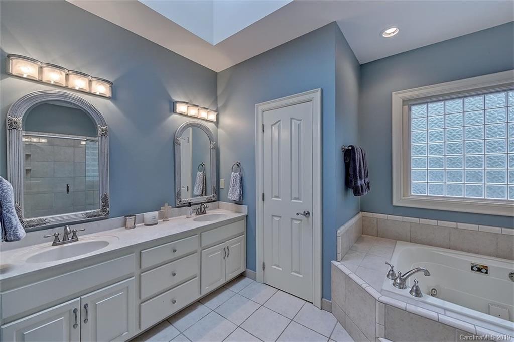 5401 Providence Country Club Drive Charlotte NC 28277