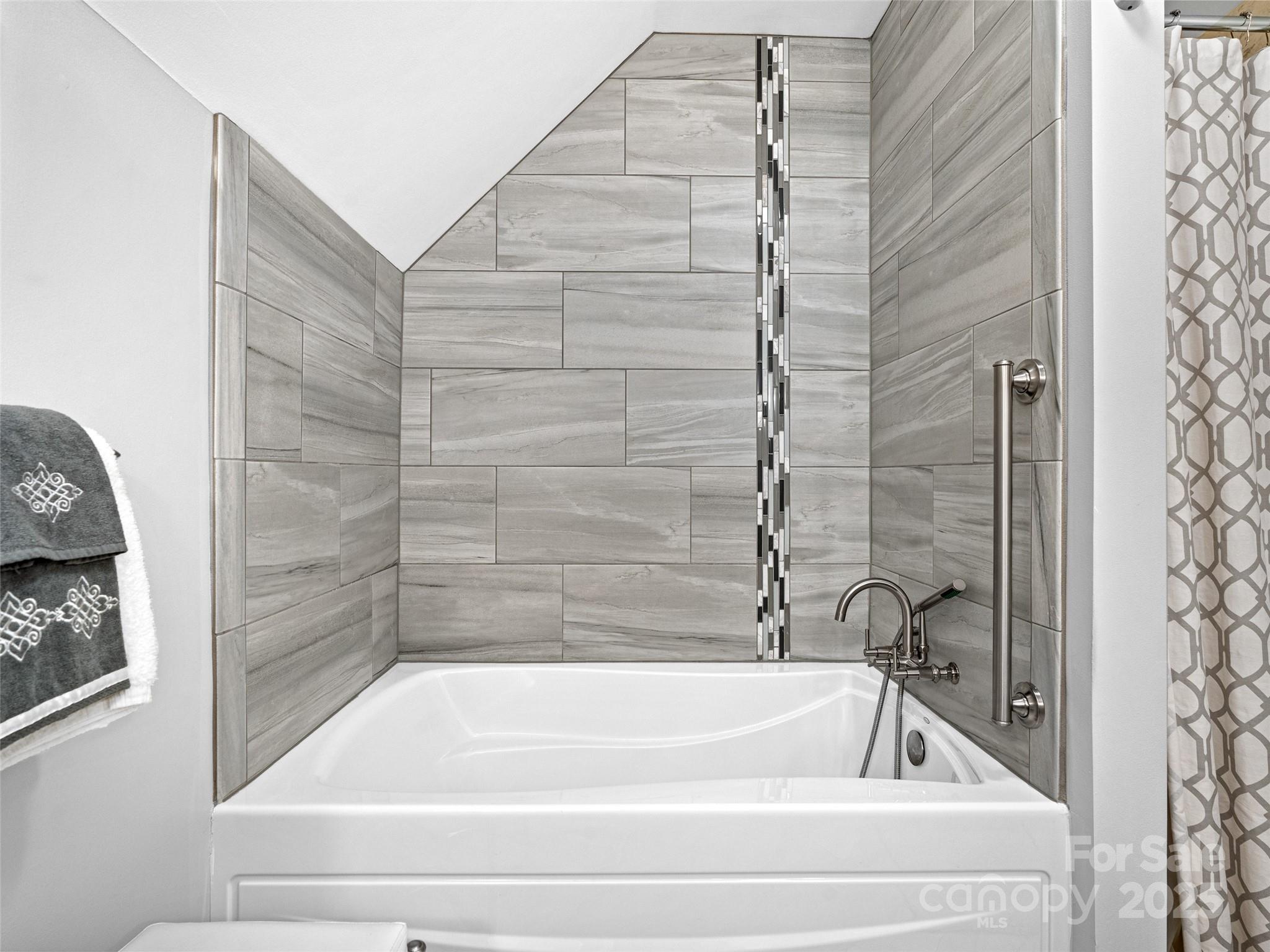 18 Tall Pines Trail Arden NC 28704