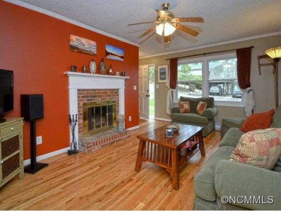 22 Leisure Mountain Road Asheville NC 28804