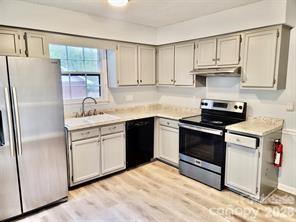 6414 Rockshire Drive Charlotte NC 28227