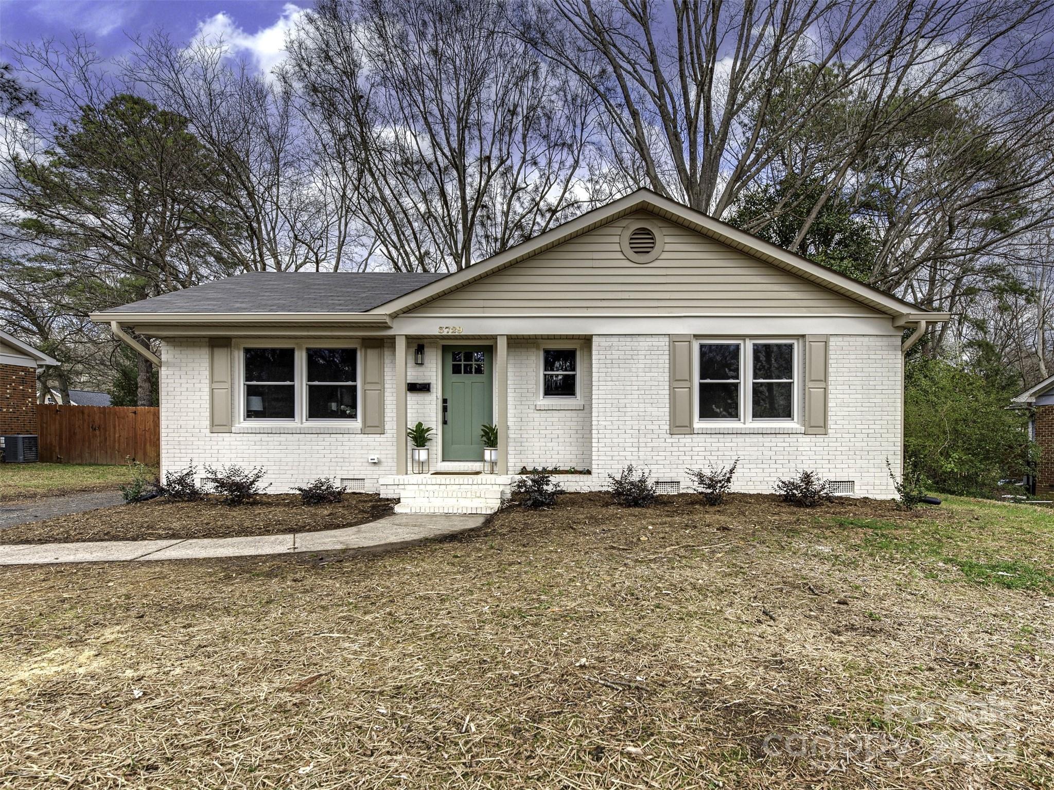 3729 Litchfield Road Charlotte NC 28211