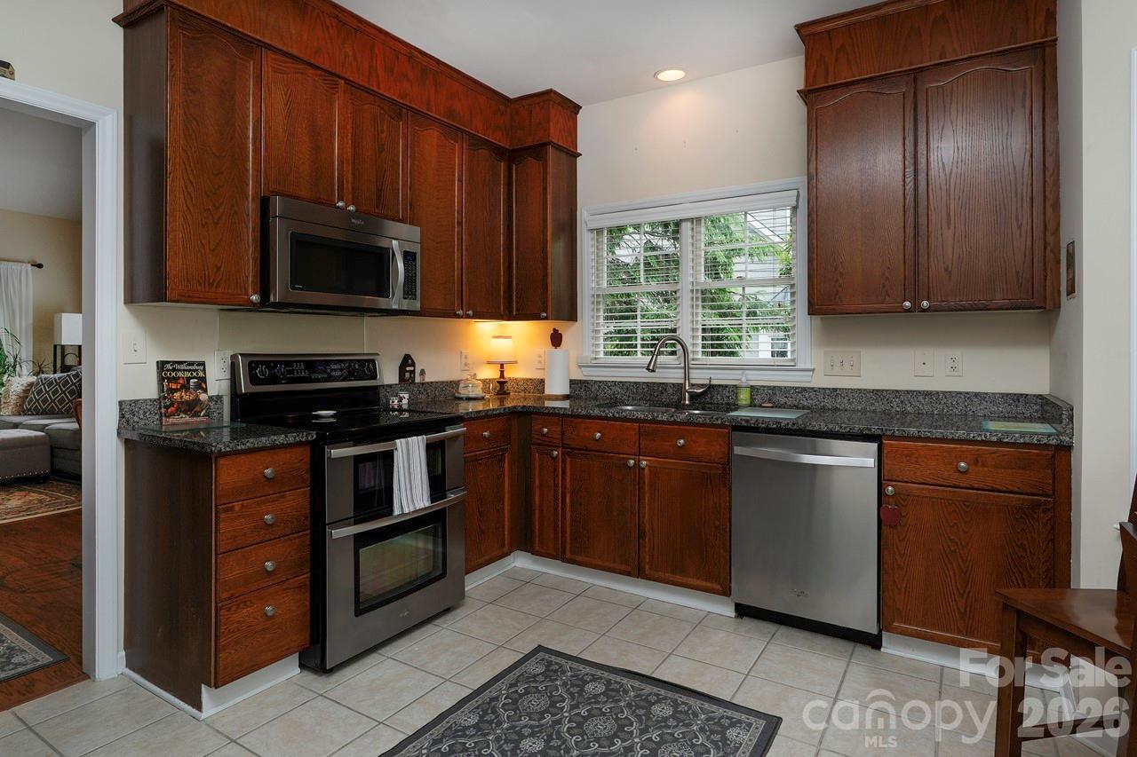 5935 Fitzwilliams Lane Charlotte NC 28270