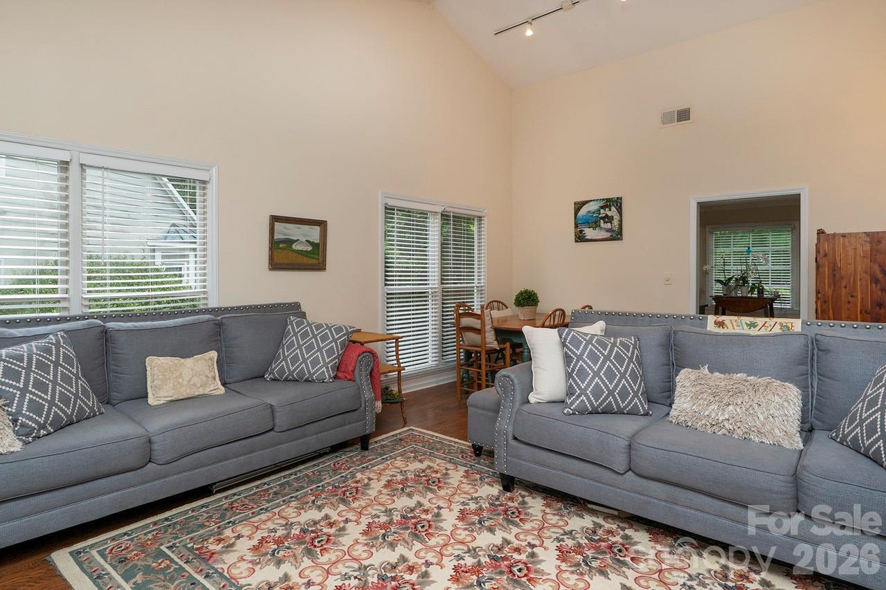 5935 Fitzwilliams Lane Charlotte NC 28270