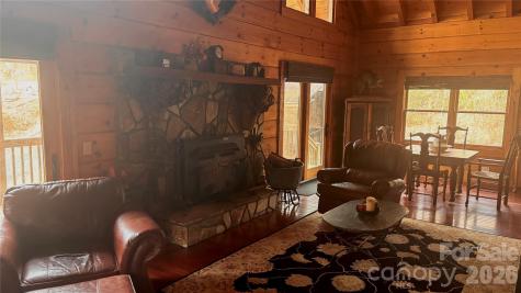 1694 Humpback Mountain Road Spruce Pine NC 28777