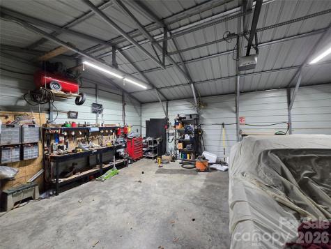 6782 Shiloh Road Liberty NC 27298