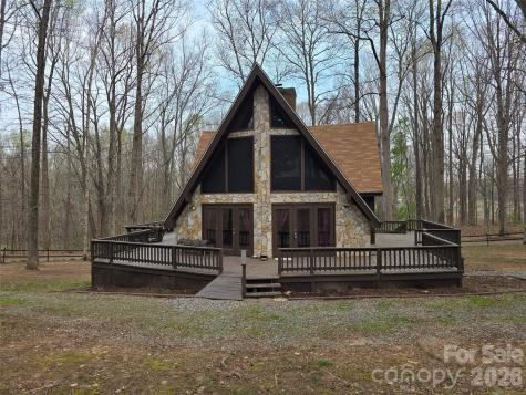 6782 Shiloh Road Liberty NC 27298