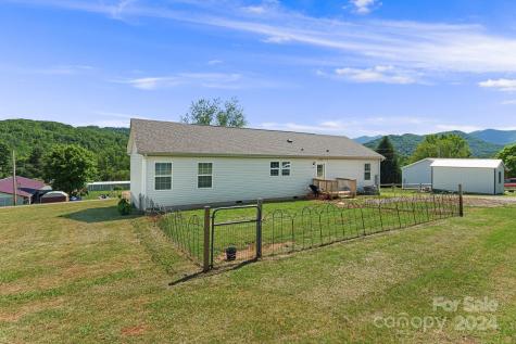 10 Hominy Hill Drive Candler NC 28715