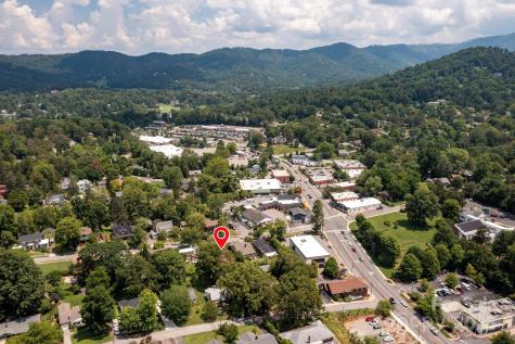 9 Colonial Place Asheville NC 28804