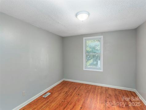 20 Spring Drive Asheville NC 28806