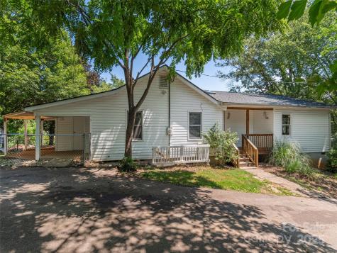 20 Spring Drive Asheville NC 28806