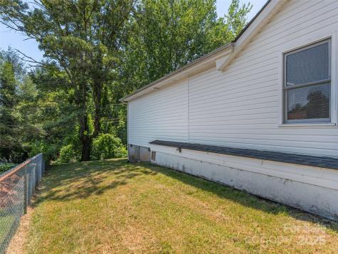 20 Spring Drive Asheville NC 28806