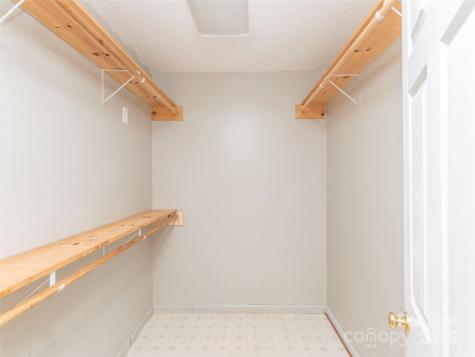 20 Spring Drive Asheville NC 28806