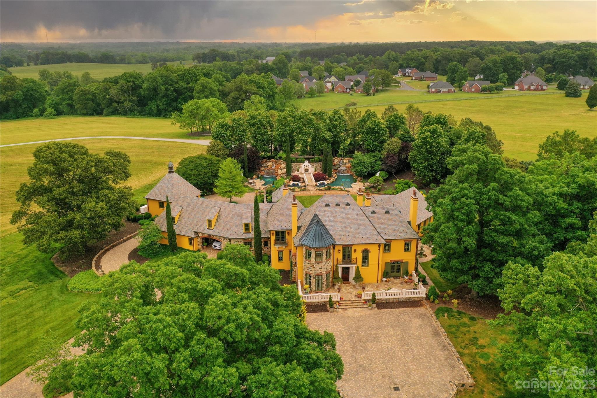 527 Whitaker Road Shelby NC 28152