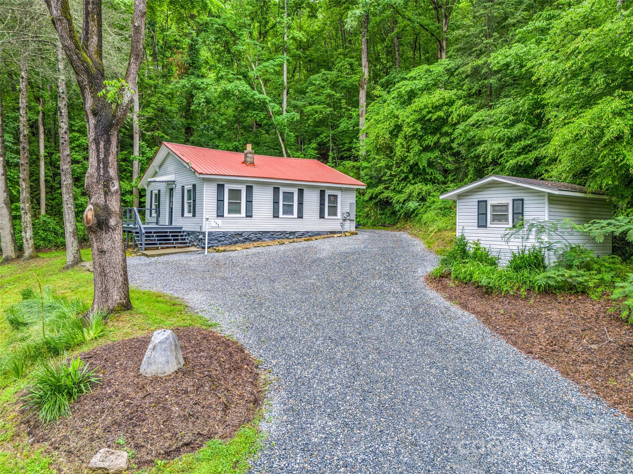 468 Island Creek Road Lake Lure NC 28746