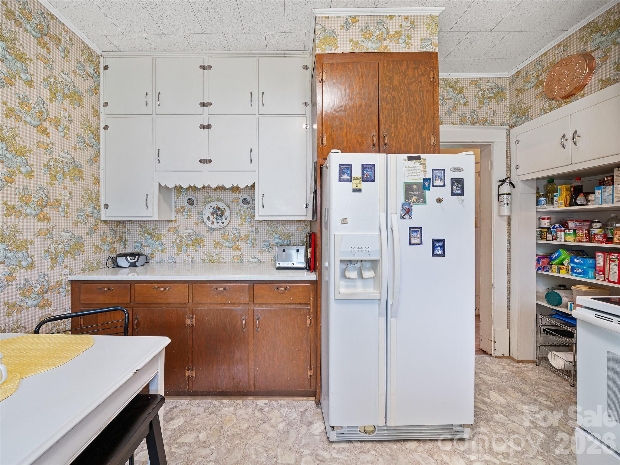 45 Summit Street Burnsville NC 28714