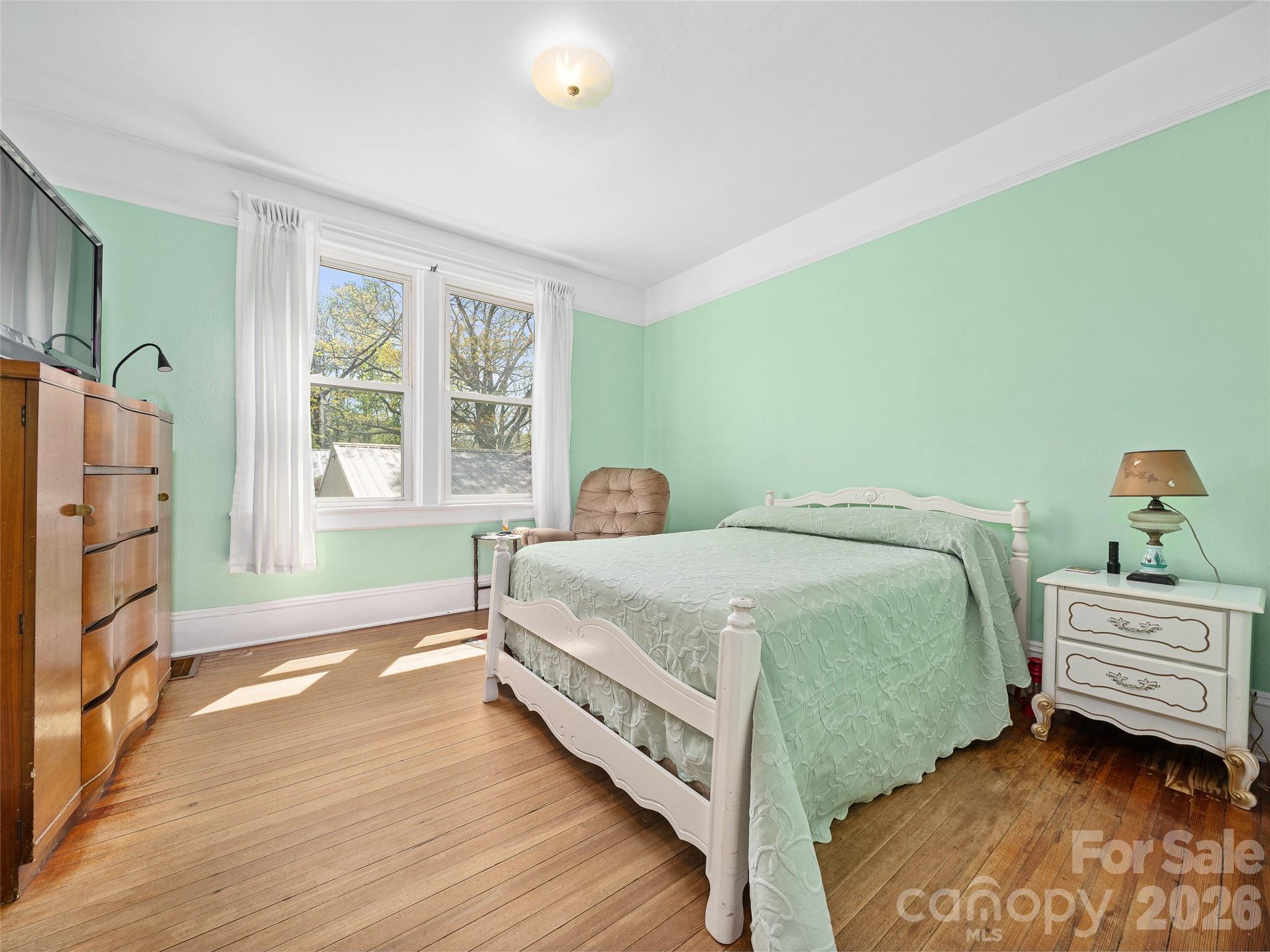 45 Summit Street Burnsville NC 28714