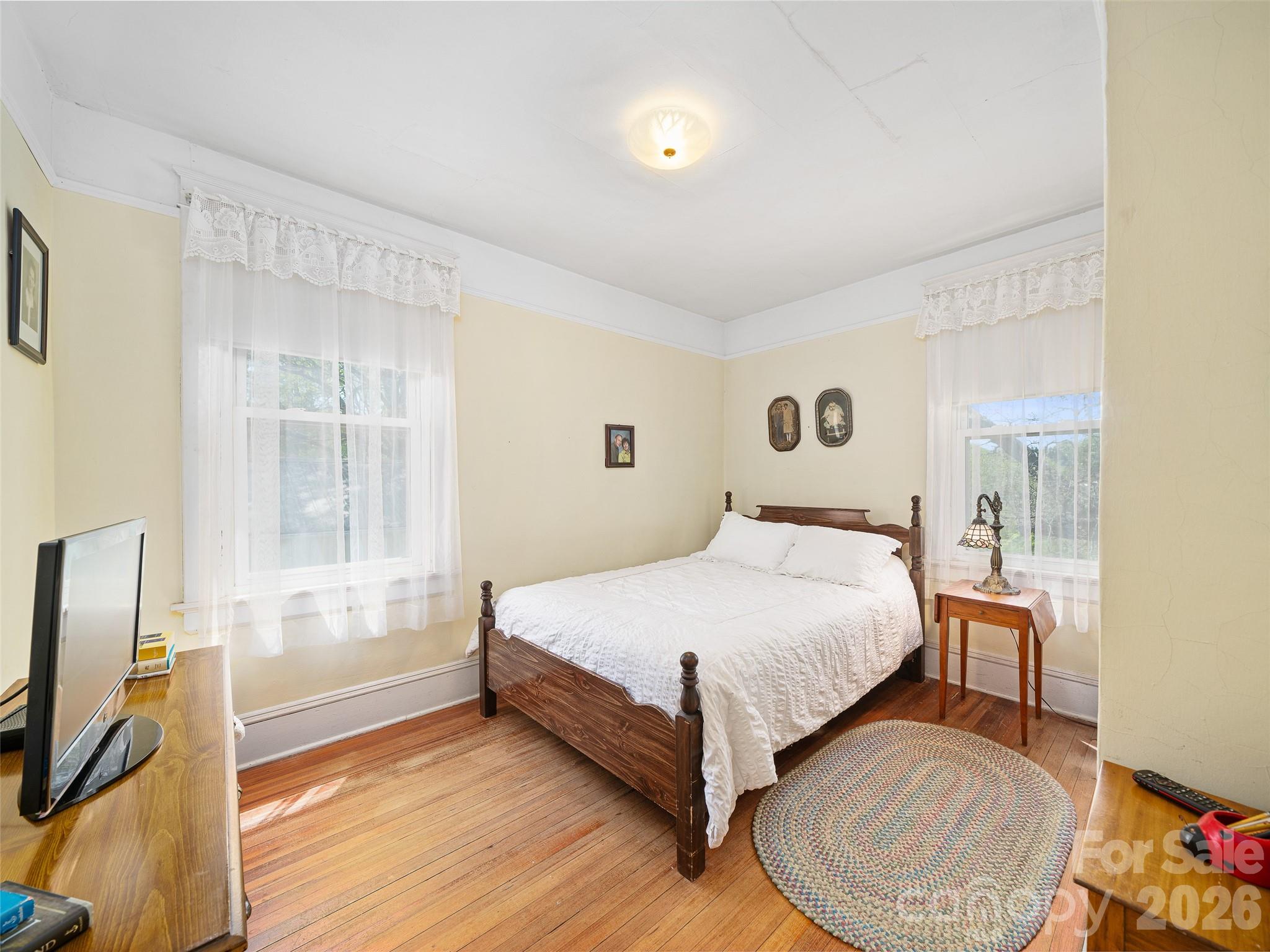 45 Summit Street Burnsville NC 28714