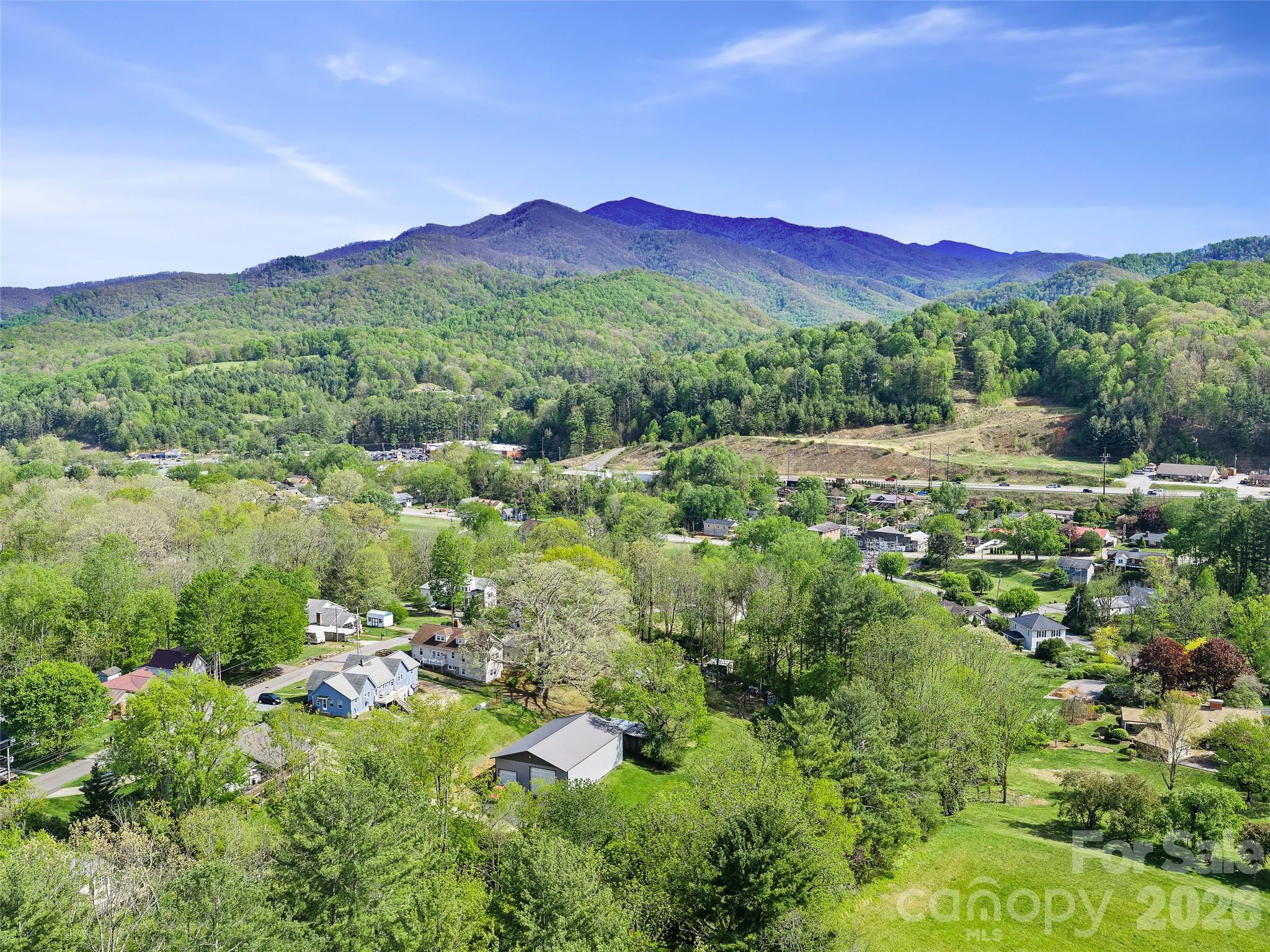 45 Summit Street Burnsville NC 28714