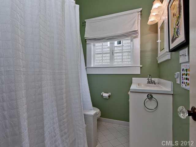 428 Hermitage Court Charlotte NC 28207