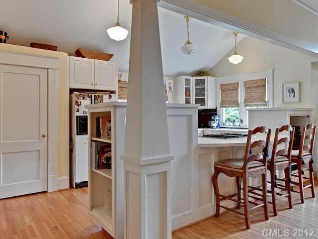 428 Hermitage Court Charlotte NC 28207