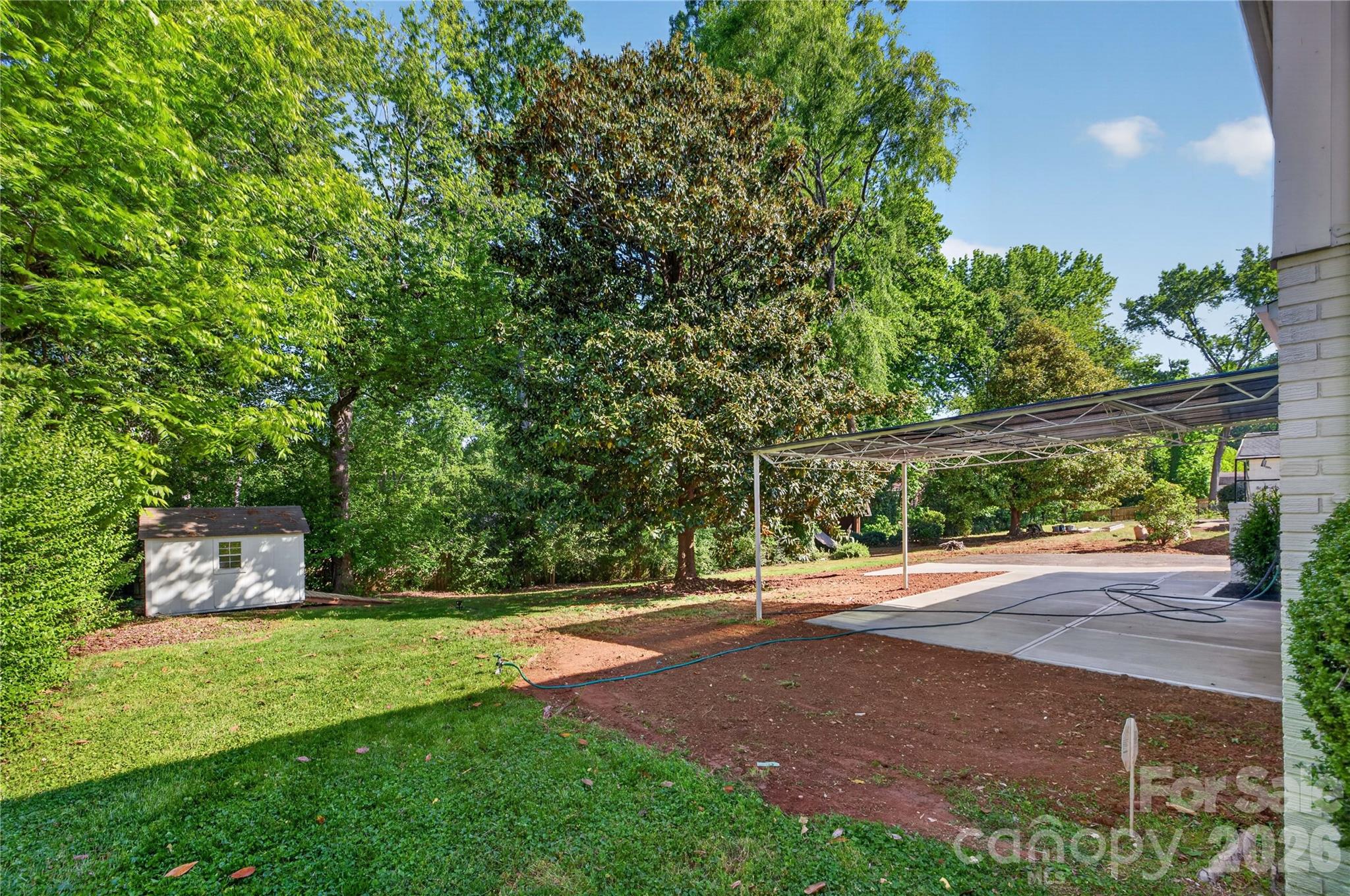5938 Sharon Road Charlotte NC 28210