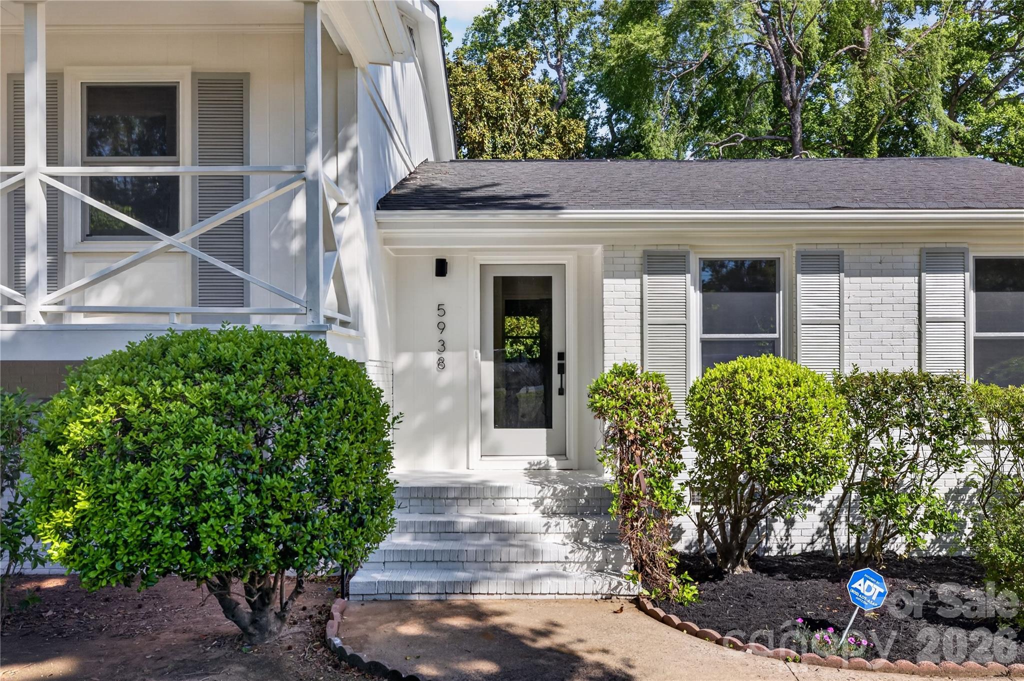 5938 Sharon Road Charlotte NC 28210