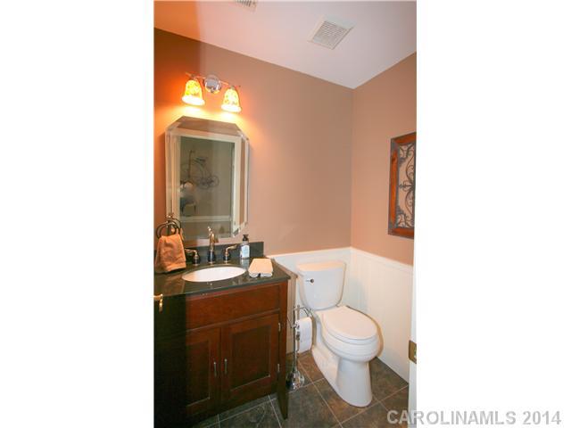2725 Crescent Knoll Drive Matthews NC 28105