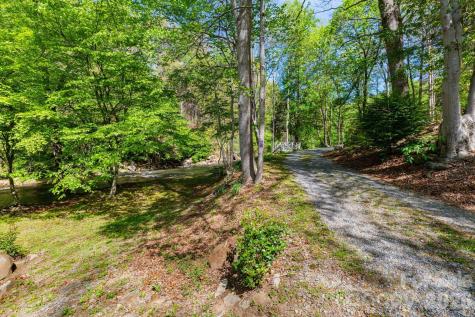 87 Medley Drive Waynesville NC 28785