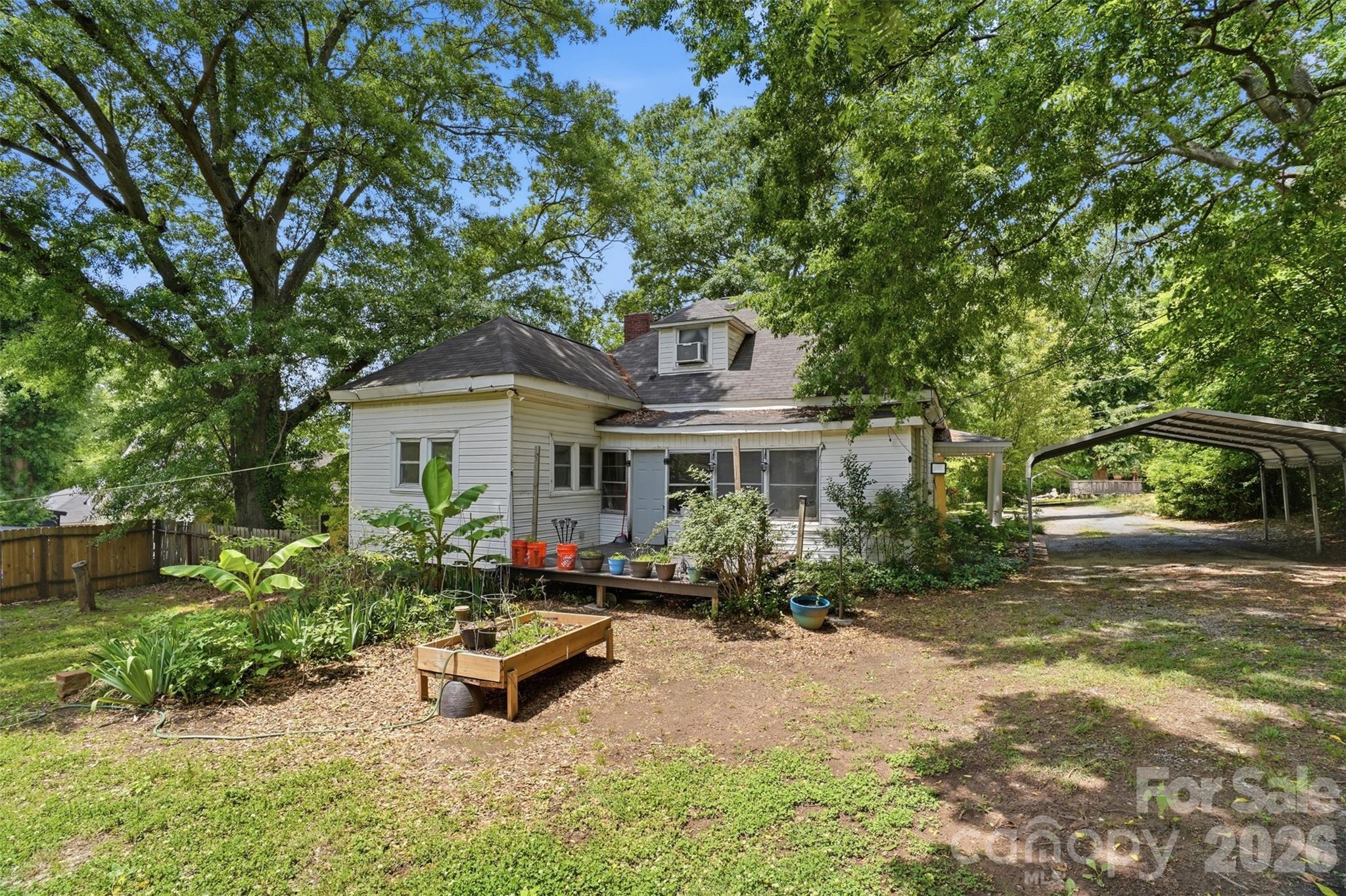 1815 Hemlock Avenue Gastonia NC 28054