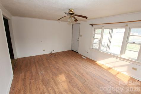 562 Us Highway 1 S Rockingham NC 28379