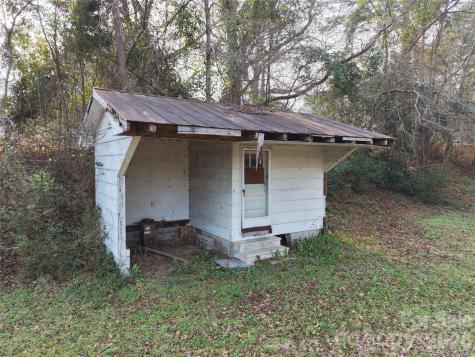 562 Us Highway 1 S Rockingham NC 28379