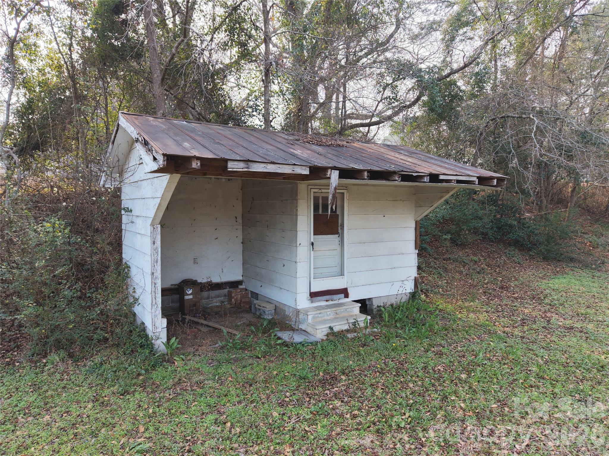 562 Us Highway 1 S Rockingham NC 28379
