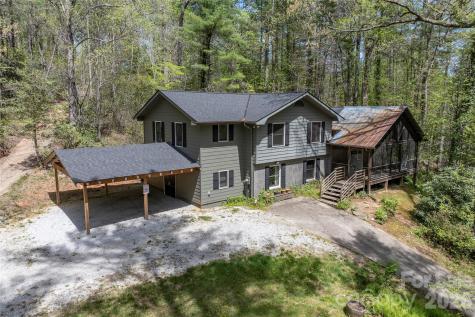 138 Stillwagon Lane Cedar Mountain NC 28718