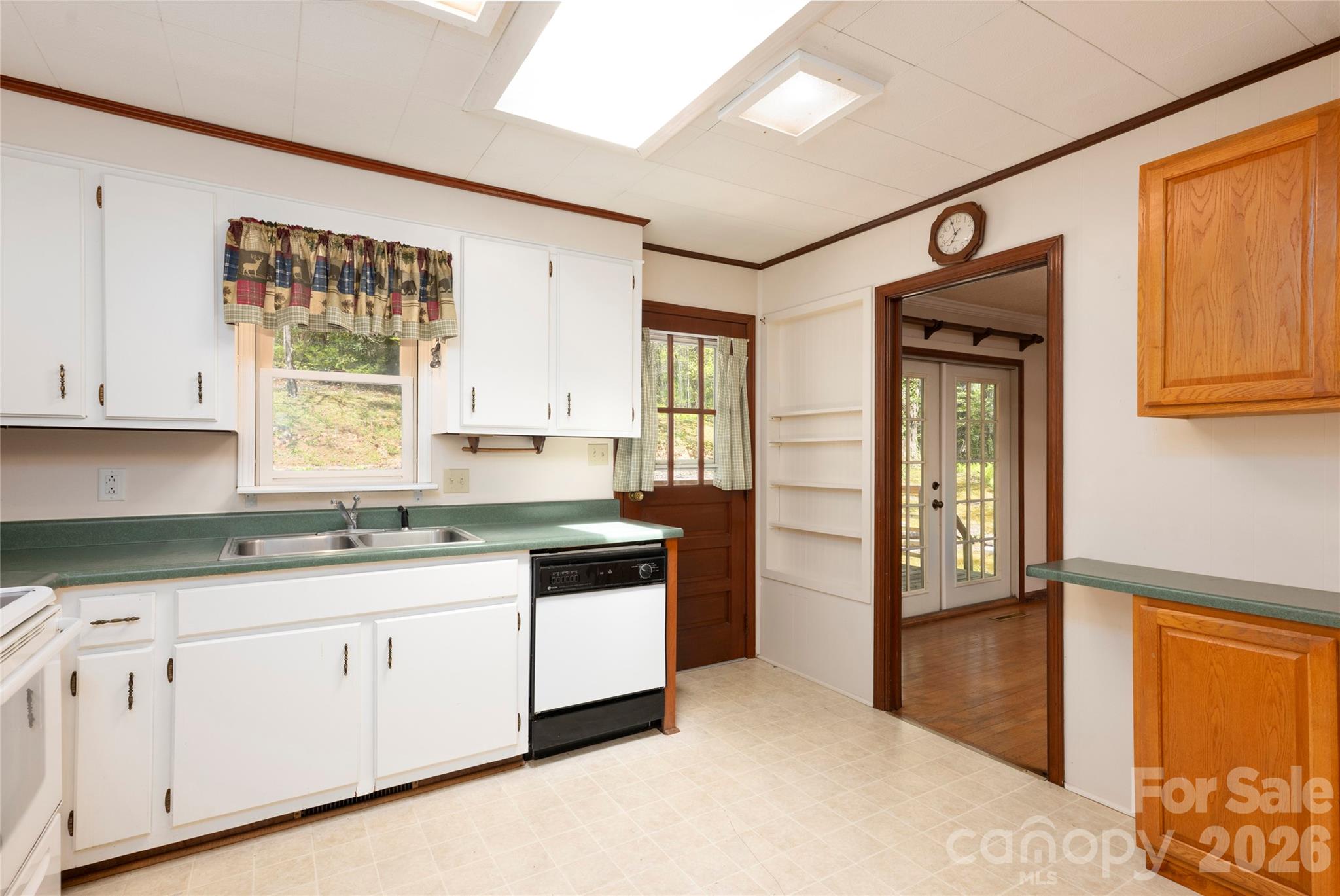 138 Stillwagon Lane Cedar Mountain NC 28718