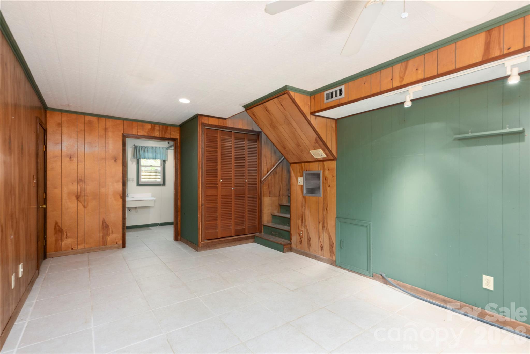 138 Stillwagon Lane Cedar Mountain NC 28718