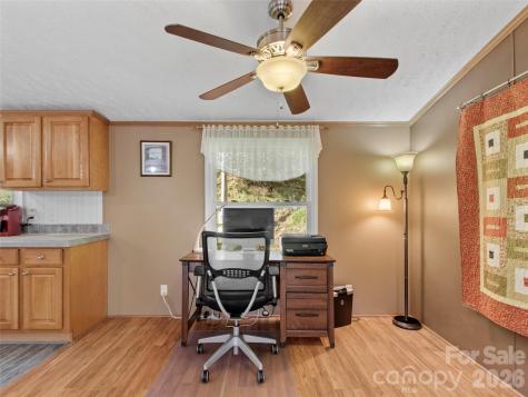 155 Thunderstruck Ridge Burnsville NC 28714
