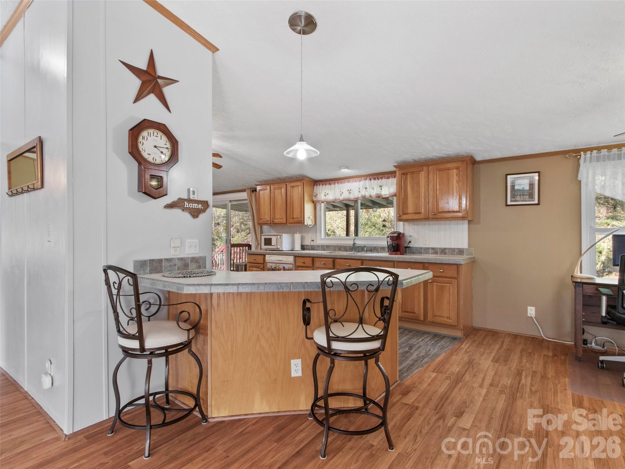 155 Thunderstruck Ridge Burnsville NC 28714