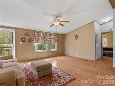 155 Thunderstruck Ridge Burnsville NC 28714