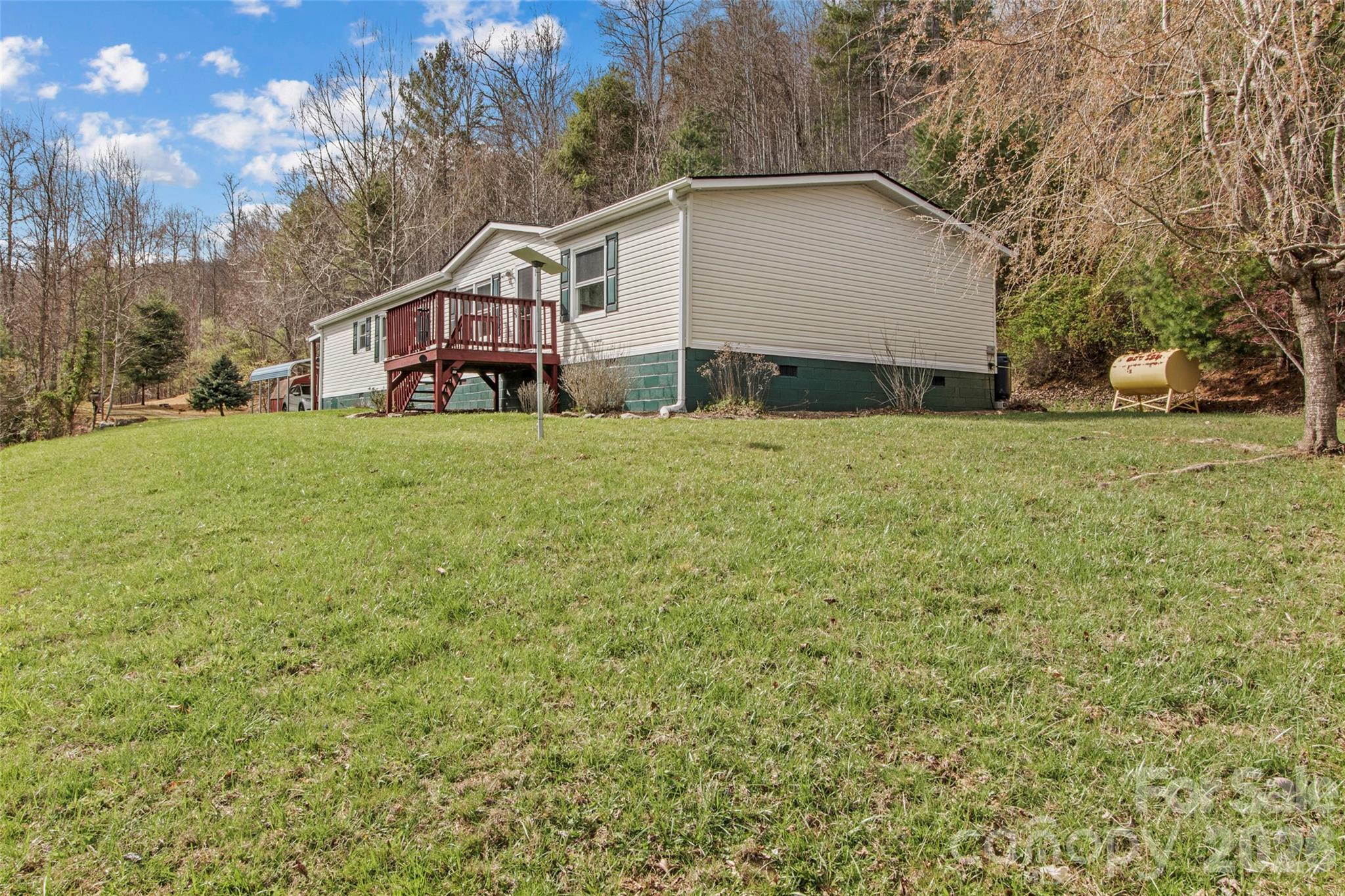 155 Thunderstruck Ridge Burnsville NC 28714