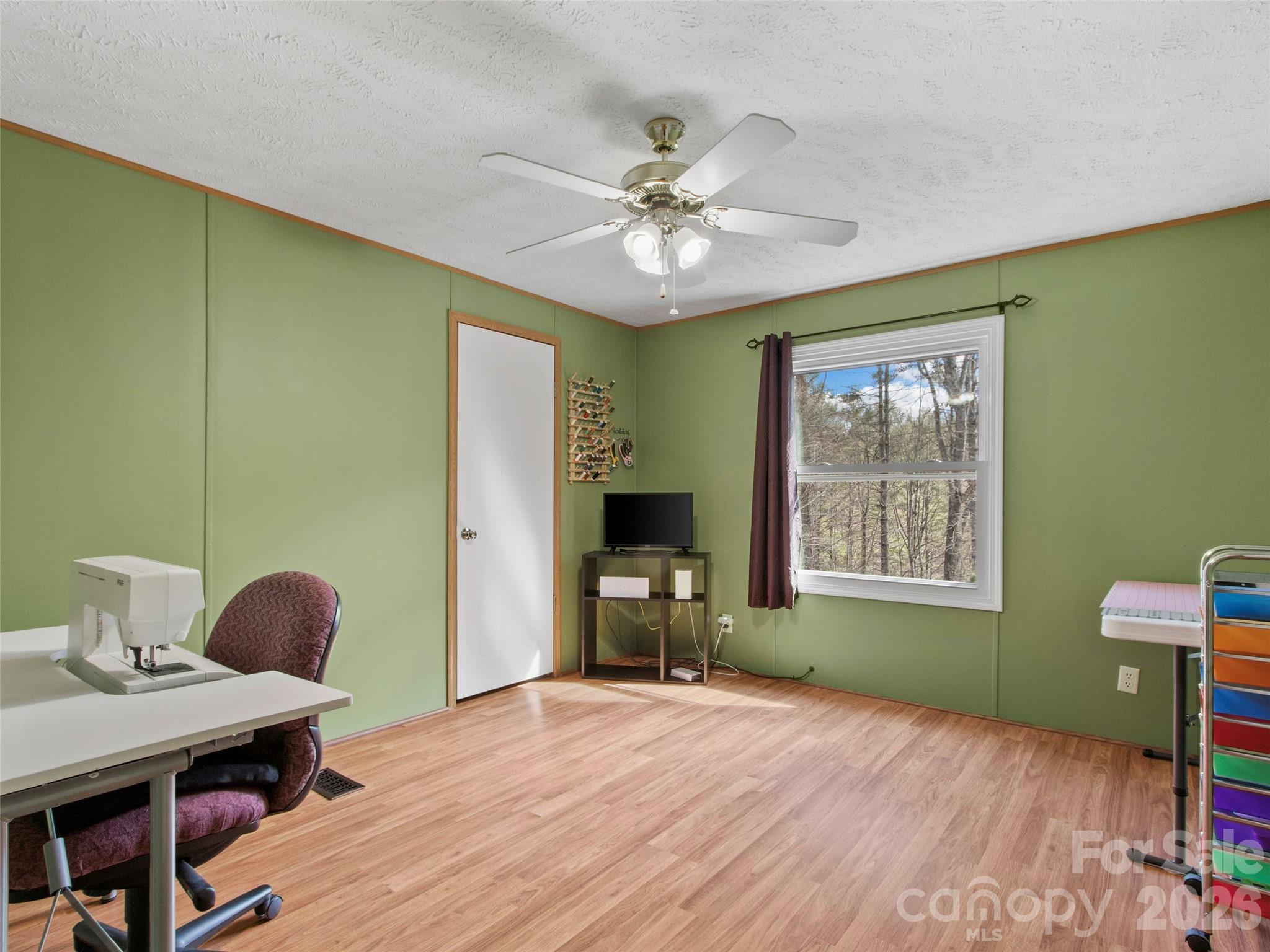 155 Thunderstruck Ridge Burnsville NC 28714
