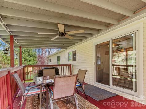 155 Thunderstruck Ridge Burnsville NC 28714