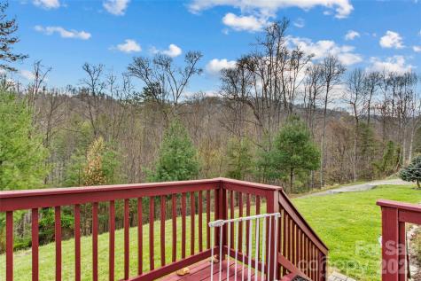 155 Thunderstruck Ridge Burnsville NC 28714