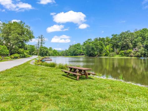 117 Willow Way Hendersonville NC 28739